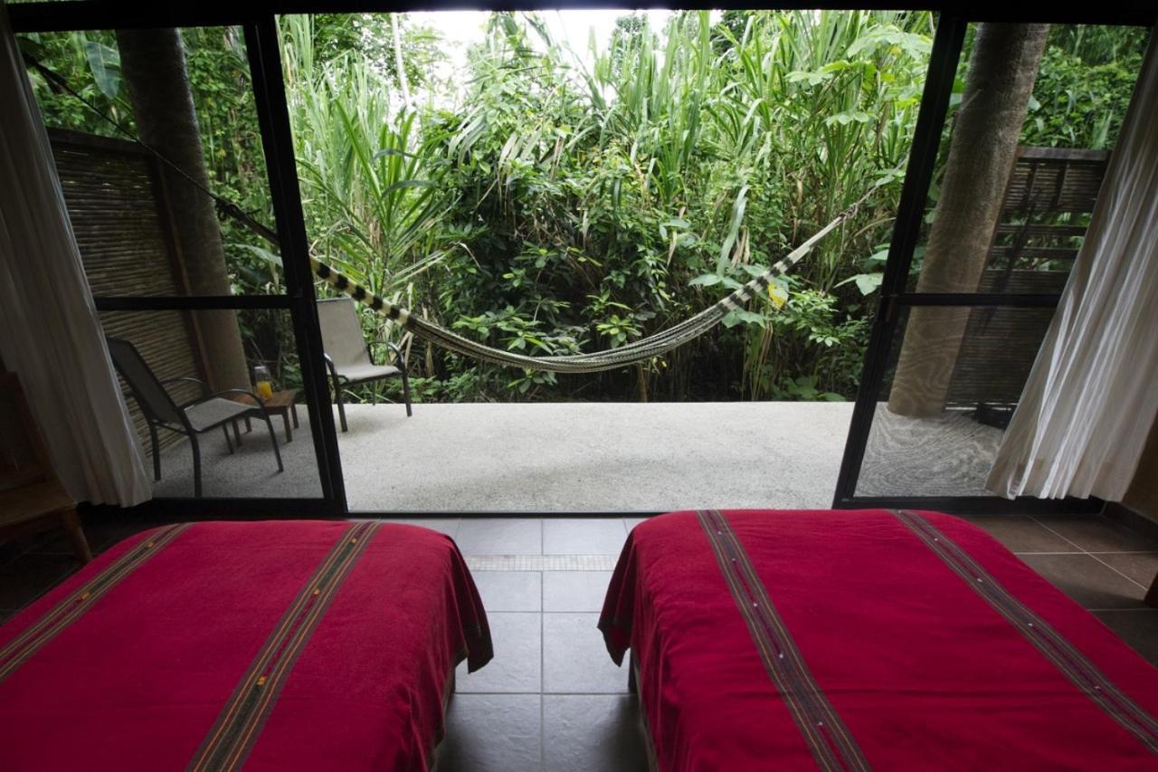 Canto De La Selva Jungle Lodge Selva Lacandona Chiapas Galaxia Exterior photo